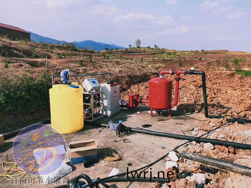 半自動(dong) 水(shui)肥(fei)一體化(hua)係統(tong)