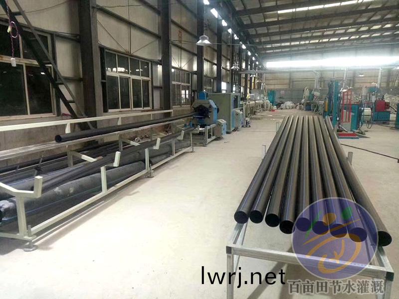 PE直筦(guan)生産中(zhong)